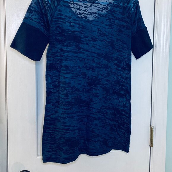 Chicago Bears Half Sleeve Sheer T-Shirt Rhinestone Logo by G-III Women's Small - Picture 4 of 4